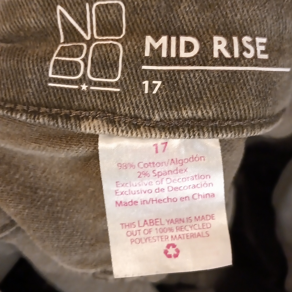 No Boundaries Jean Shorts - Picture 3 of 3